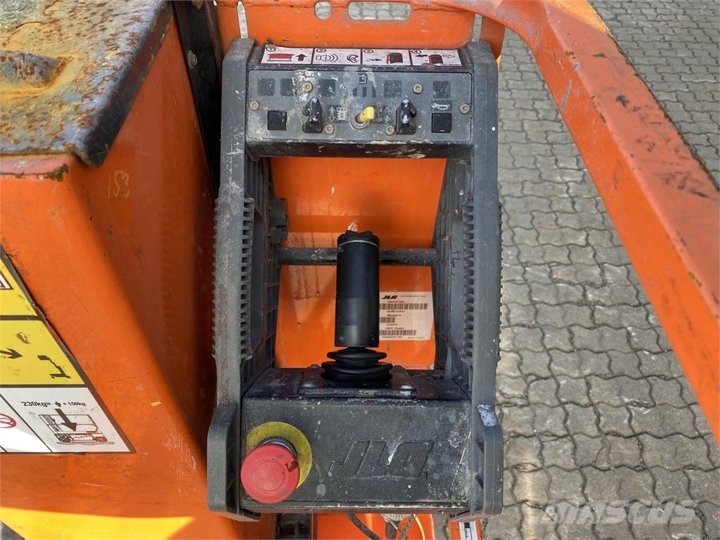 JLG 1230ES Henkilönostimet ja nostolaitteet