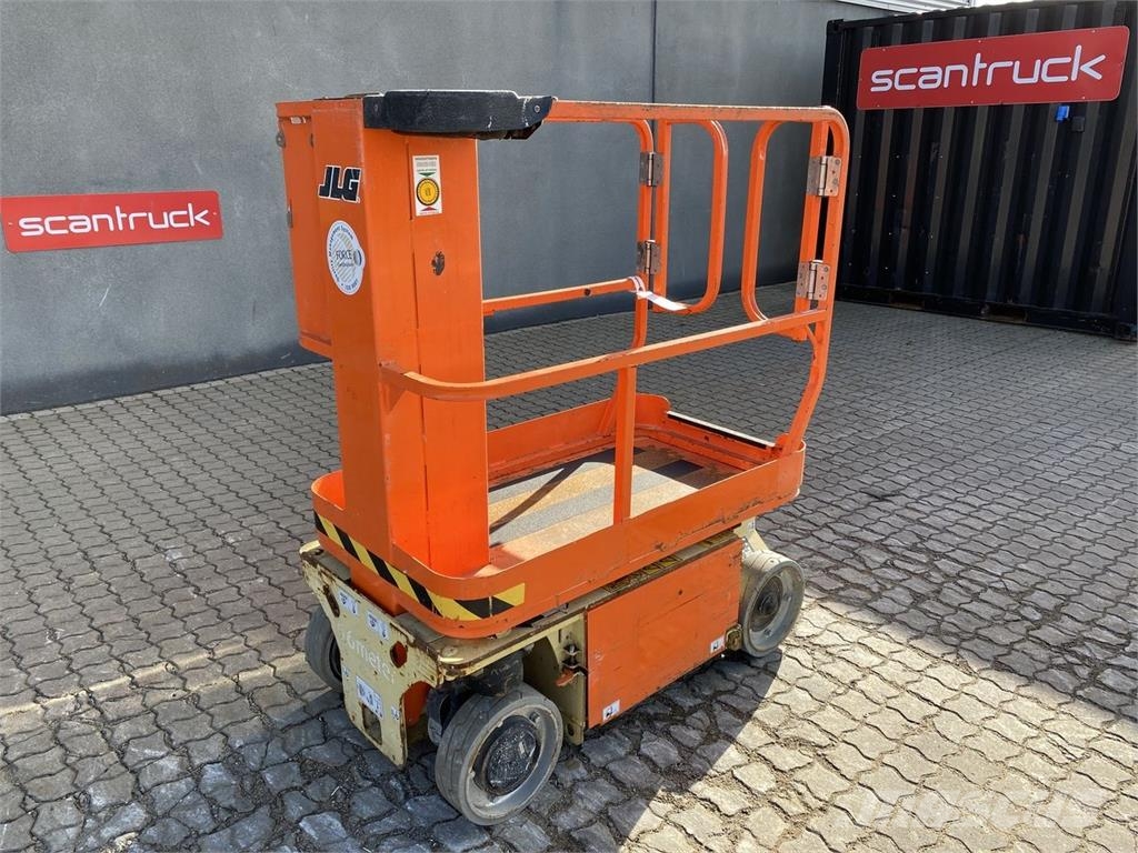 JLG 1230ES Henkilönostimet ja nostolaitteet
