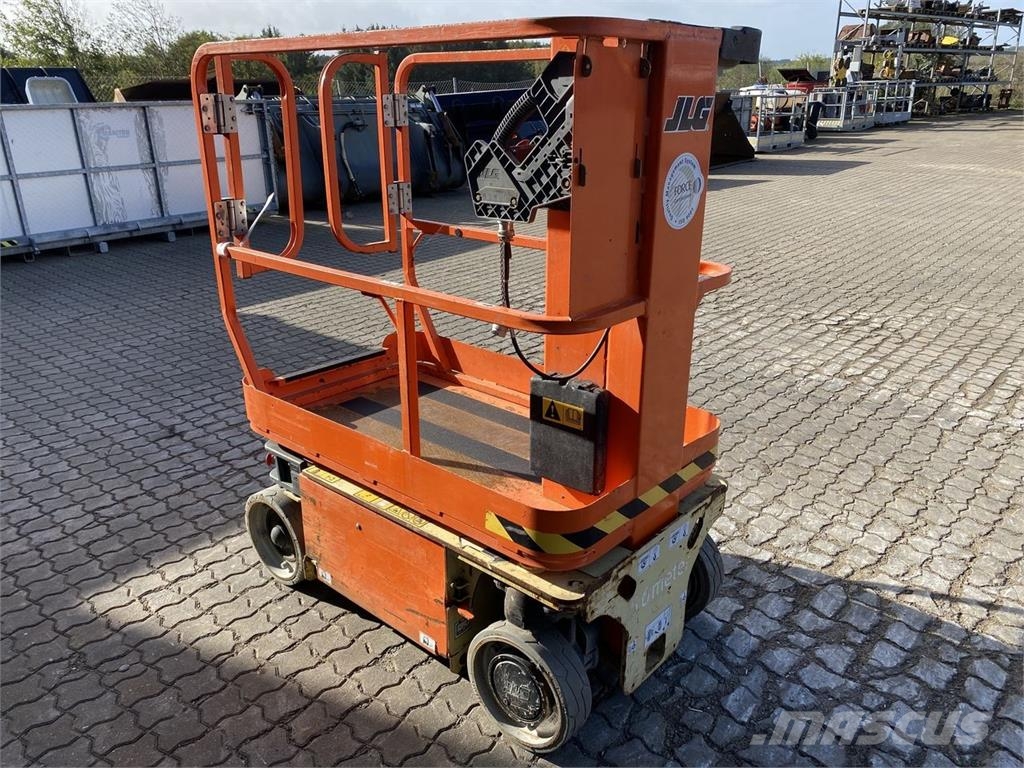 JLG 1230ES Henkilönostimet ja nostolaitteet