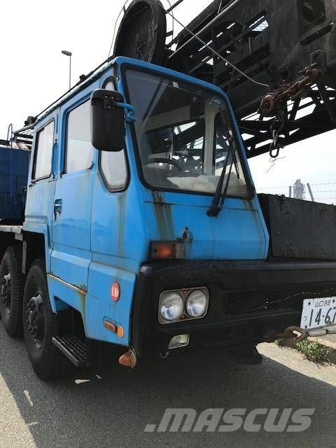 Sumitomo ST350MT ラフテレーンクレーン