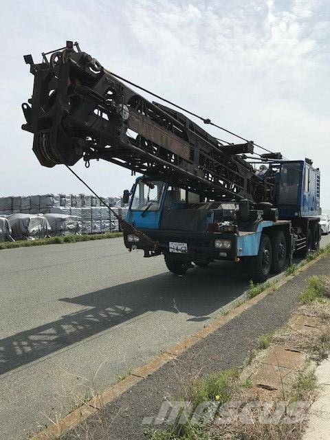 Sumitomo ST350MT ラフテレーンクレーン