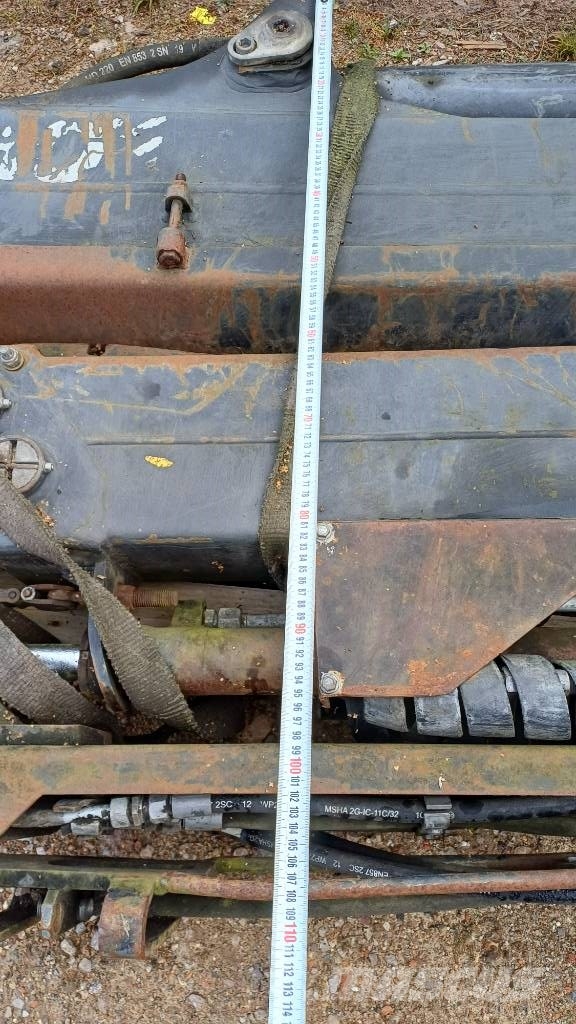 Loglift Crane boom Loglift F59Ramię żurawia LogLift Mesera Bras et Godet