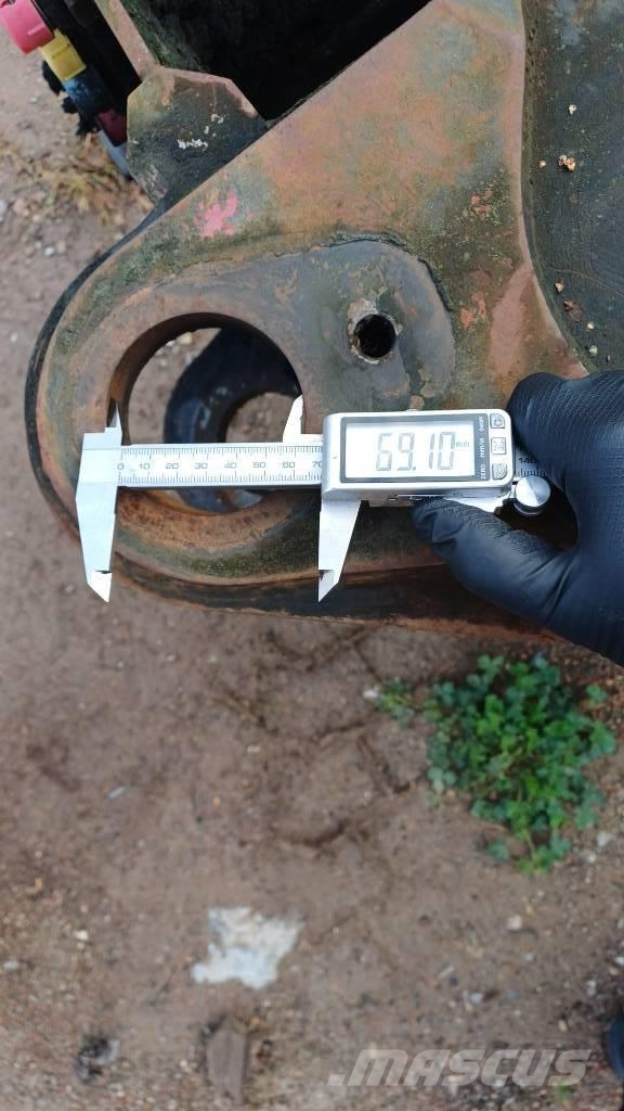 Loglift Crane boom Loglift F59Ramię żurawia LogLift Mesera Bras et Godet