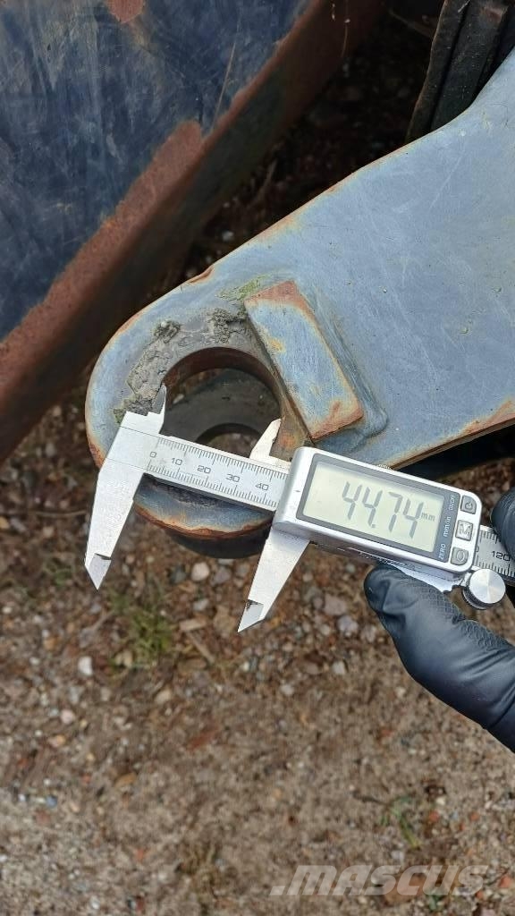 Loglift Crane boom Loglift F59Ramię żurawia LogLift Mesera Bras et Godet