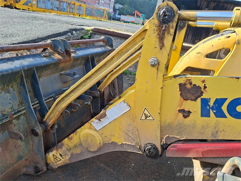 Komatsu WB 93 R-5 4X4 Stavebnictví - ostatní