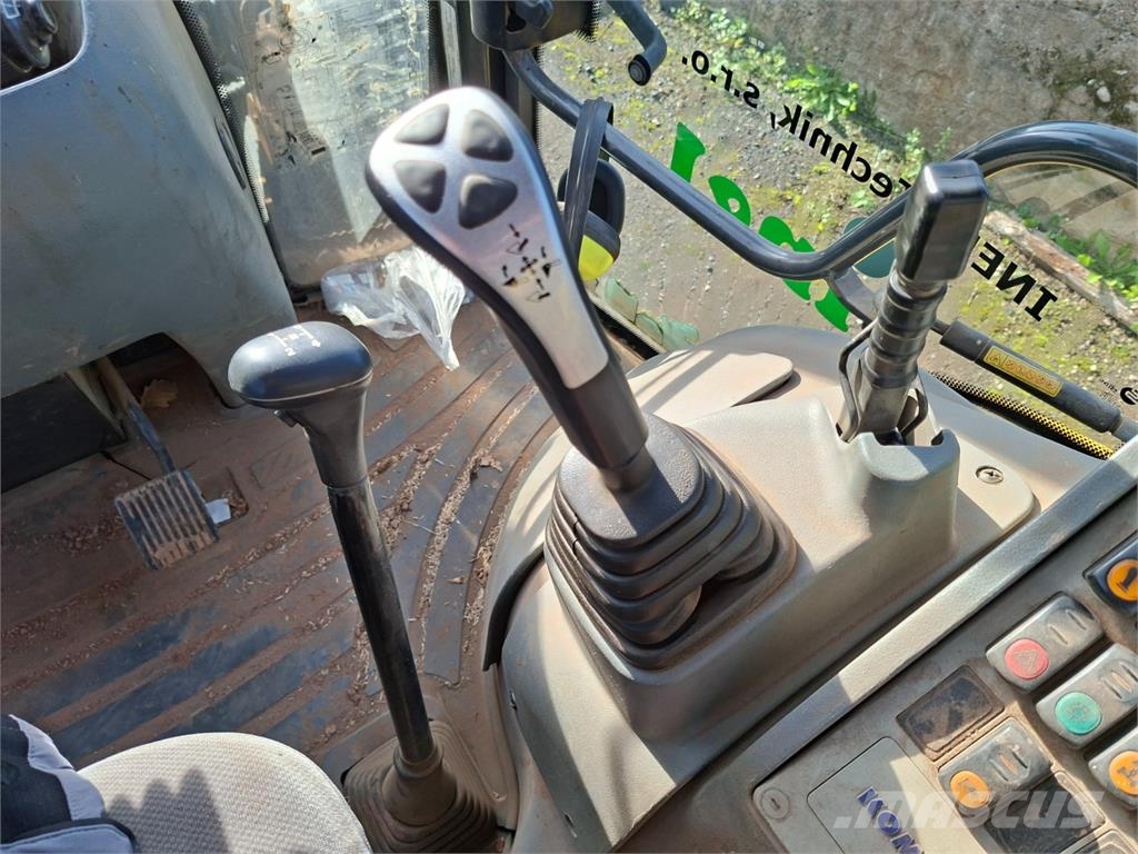 Komatsu WB 93 R-5 4X4 Stavebnictví - ostatní
