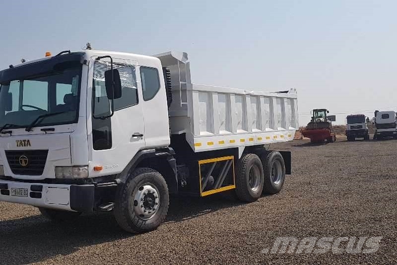 Tata Novus 3434 Outros caminhões