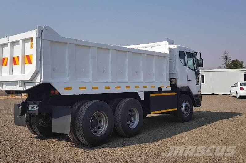 Tata Novus 3434 Outros caminhões
