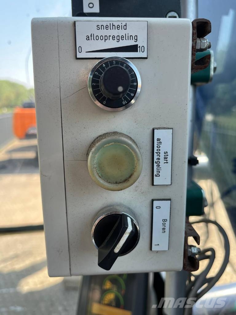 Soilmec SR40 Drilling Rig Cat 325 معدات الثقب السطحي