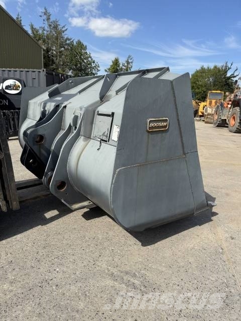 Doosan DL 580 6cbm go bkt دلاء