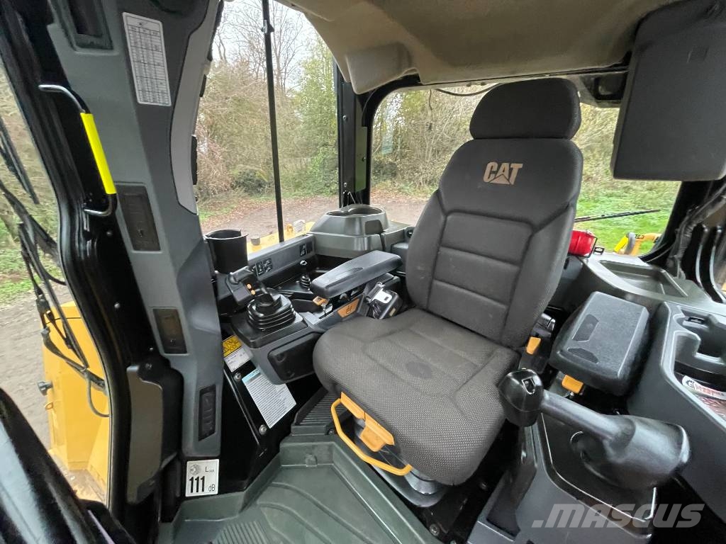 CAT D 6 LGP V-PAT 6 WAY 履带式推土机