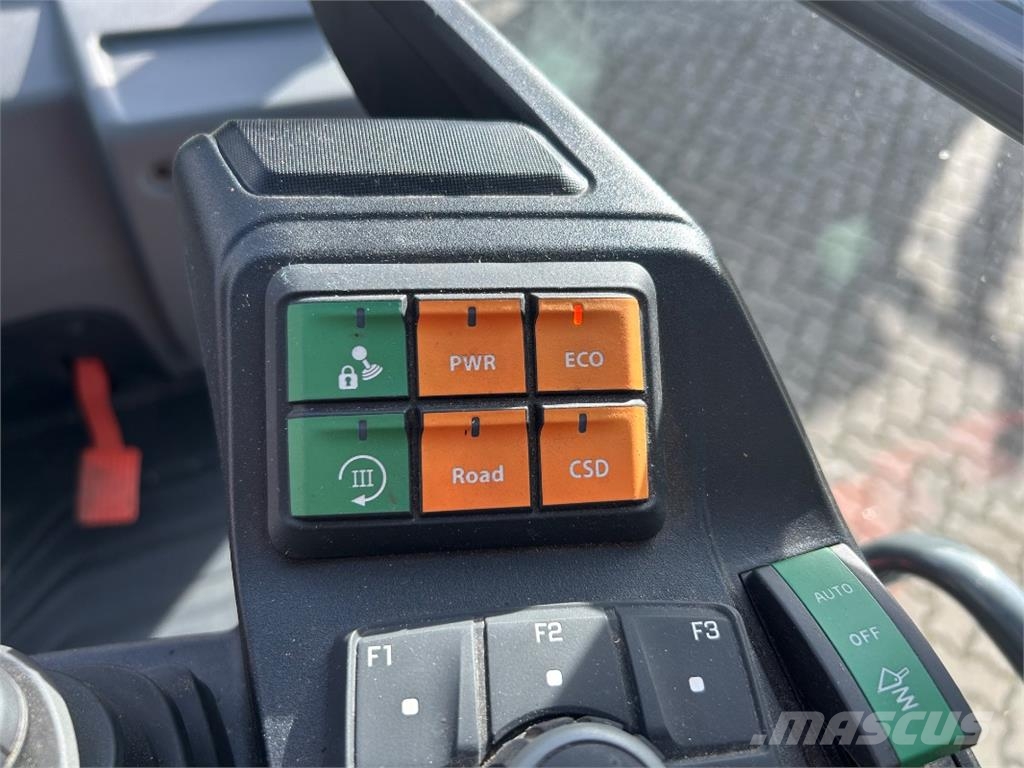 Kramer KL 37.8 T Teleskopické manipulátory