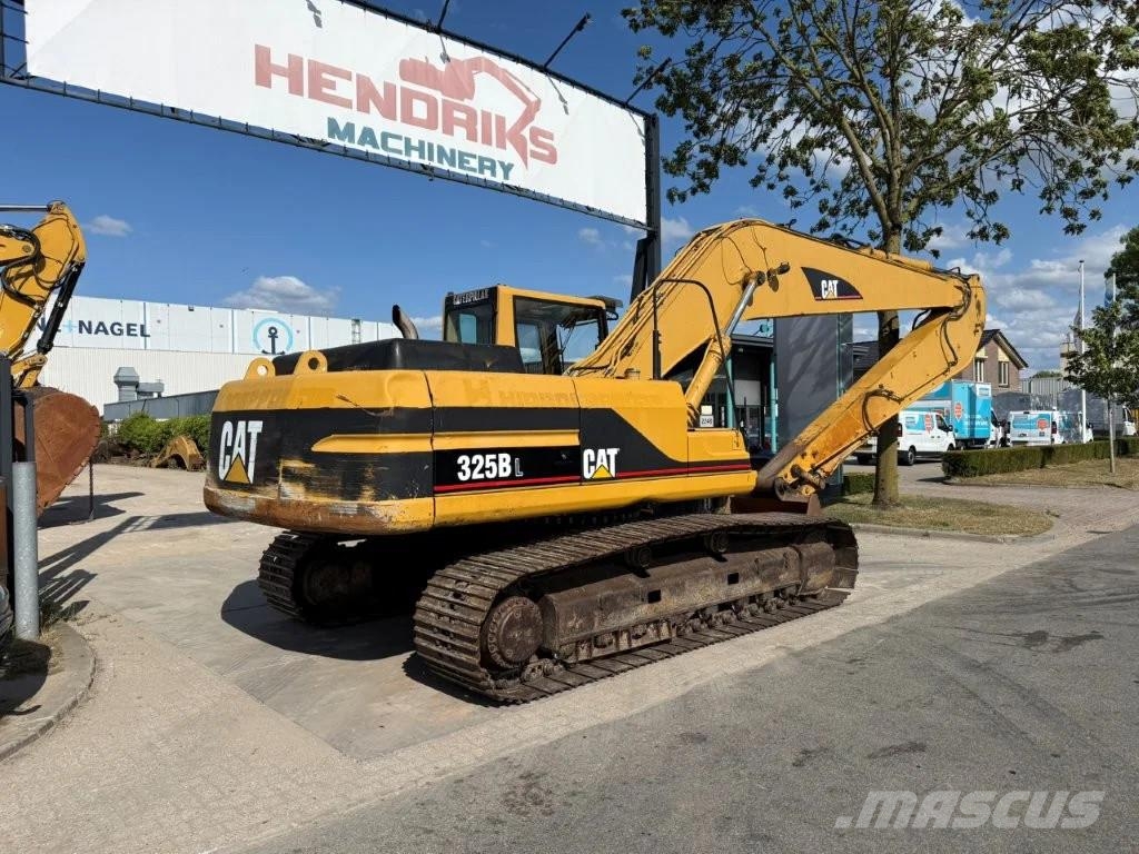 CAT 325BL Gravemaskiner på larvebånd