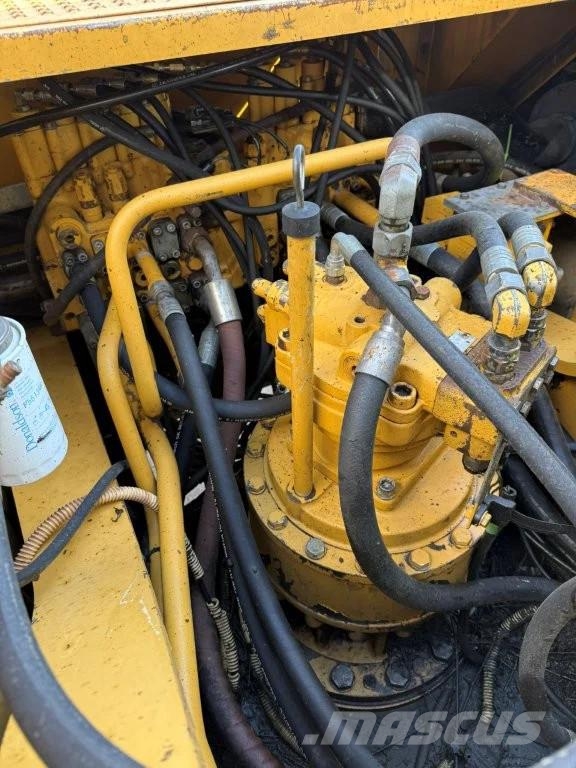 CAT 325BL Gravemaskiner på larvebånd