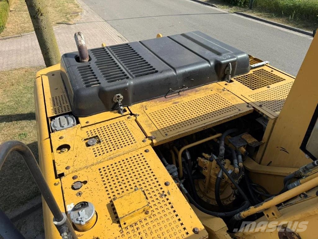 CAT 325BL Gravemaskiner på larvebånd