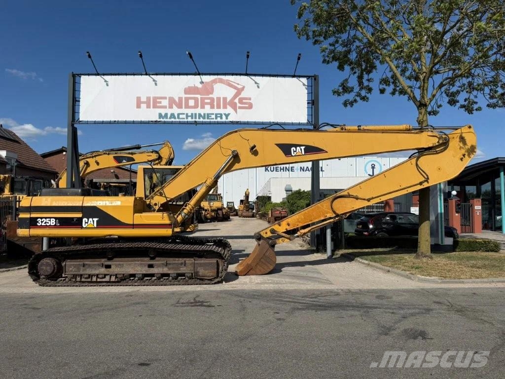 CAT 325BL Gravemaskiner på larvebånd
