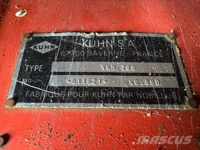 Kuhn VKM 280 Друга техника за жънене на фураж