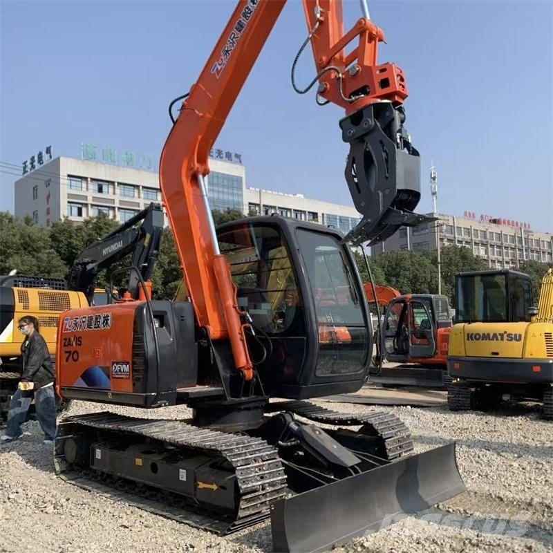 Hitachi ZX 70 Mini bagri <7t