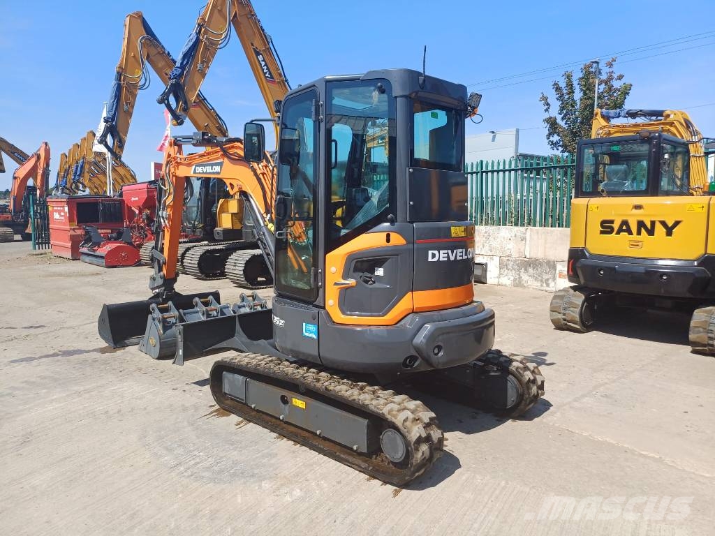 Develon DX 35 Z-7 Мини екскаватори < 7 т