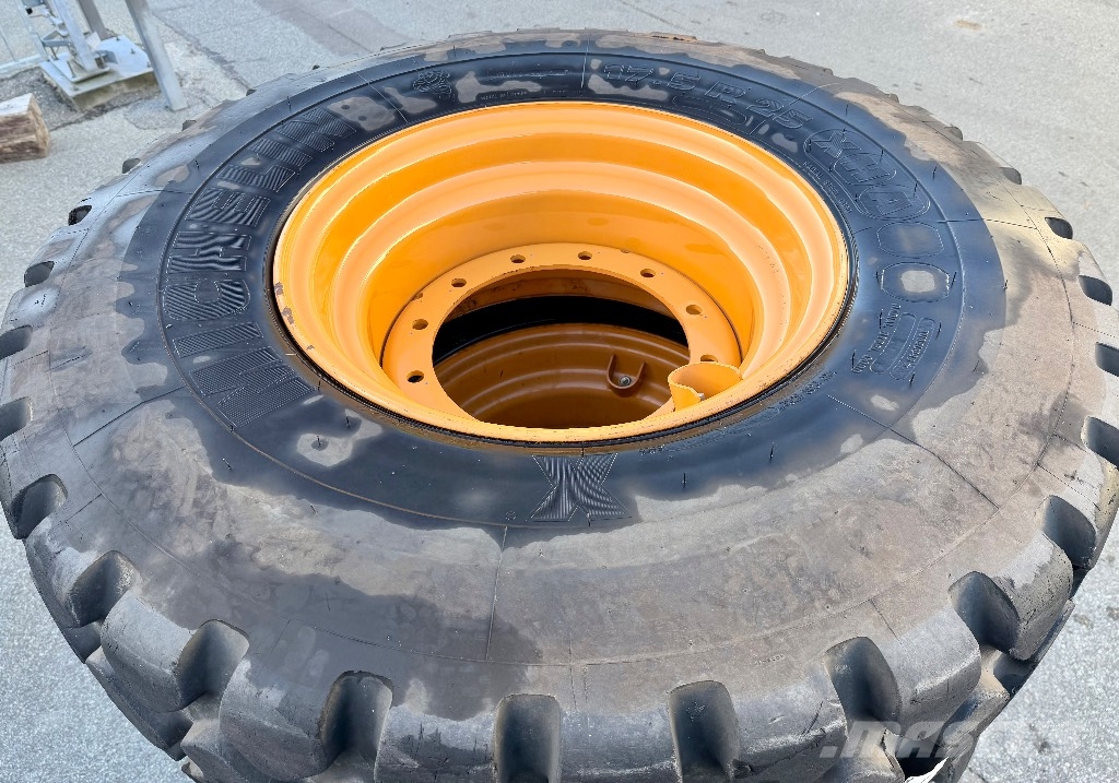Michelin X 17.5 R25 Колеса