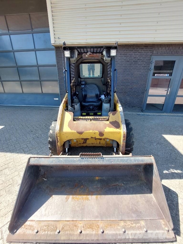 CAT 226 B Kompaktrakodók