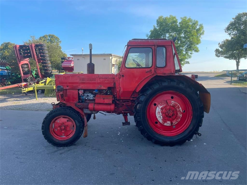 Belarus MTS 80 الجرارات