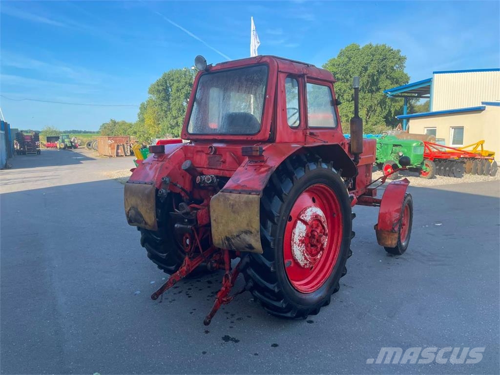 Belarus MTS 80 الجرارات