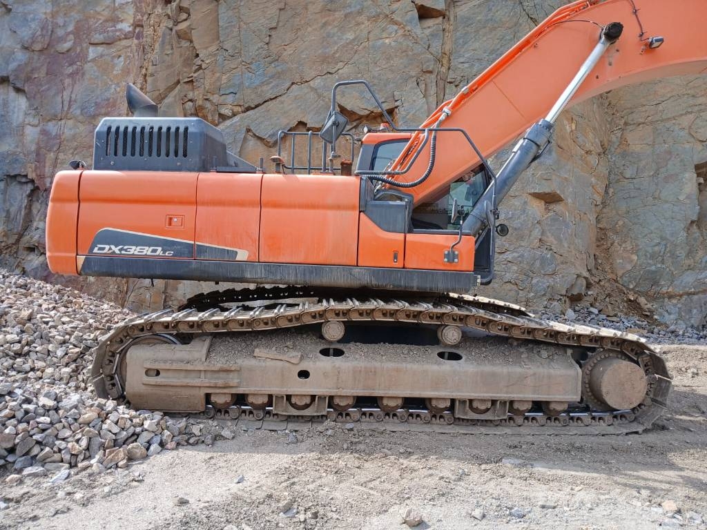 Doosan DX380LC-5 Гусеничні екскаватори