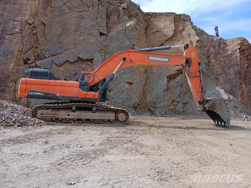 Doosan DX380LC-5 Гусеничні екскаватори