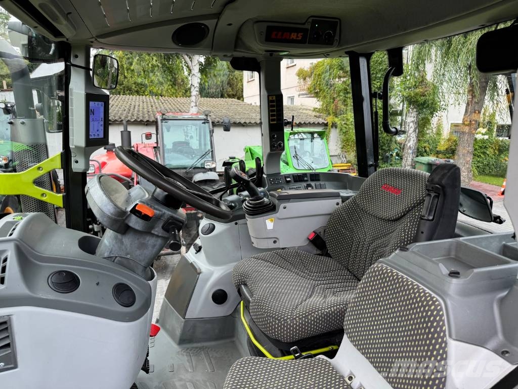 CLAAS ARION 440 CIS + CLAAS FL120 トラクター