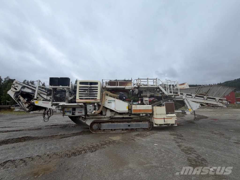 Metso LT 300 GP الكسارات المتنقلة