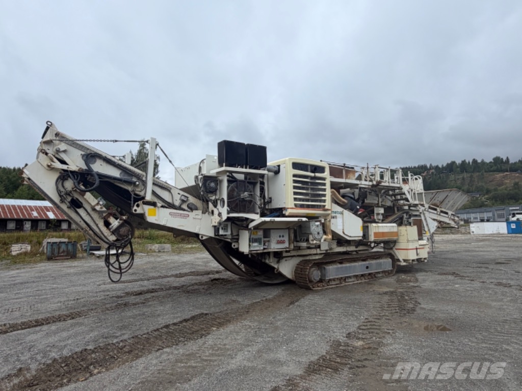 Metso LT 300 GP الكسارات المتنقلة