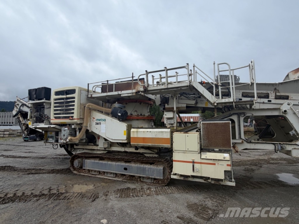 Metso LT 300 GP الكسارات المتنقلة