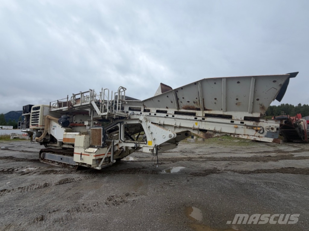 Metso LT 300 GP الكسارات المتنقلة