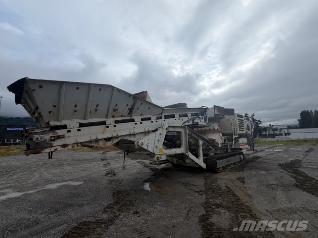 Metso LT 300 GP الكسارات المتنقلة