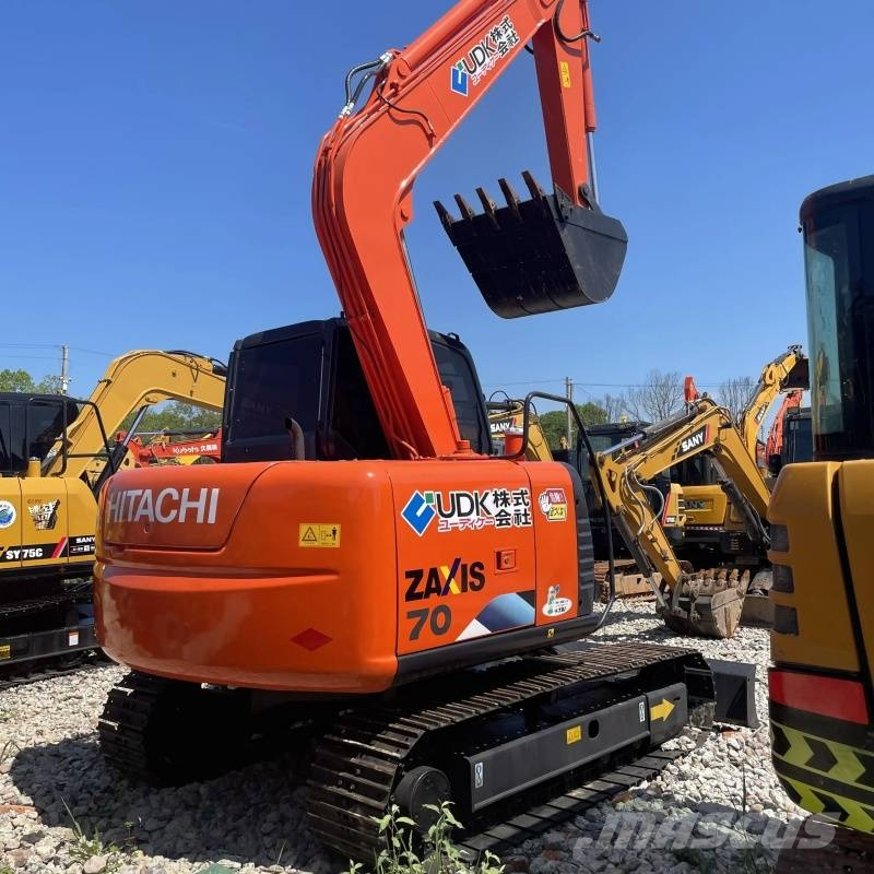 Hitachi ZX 70 Escavadeiras Midi 7t - 12t