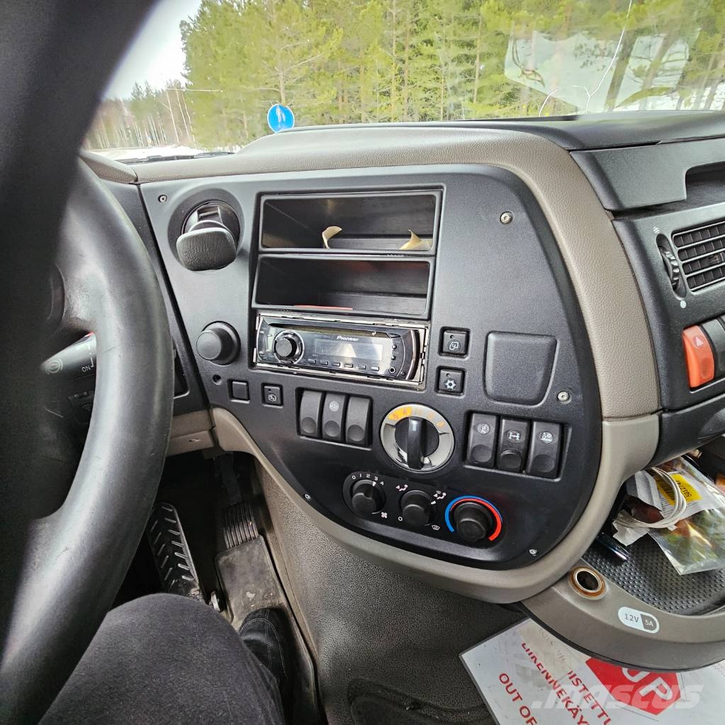 DAF 105.460 Trekkvogner