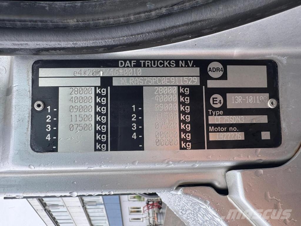 DAF CF 75.250 6X2 EURO 5 + HIAB 144D-4 CL شاحنات مسطحة/مفصلية الجوانب