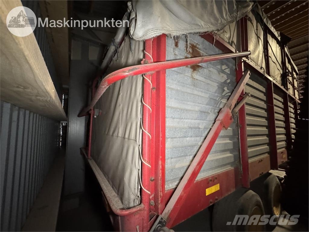 Taarup 1030 Forage wagons