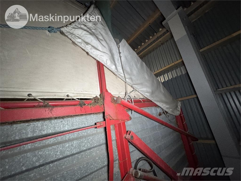Taarup 1030 Forage wagons