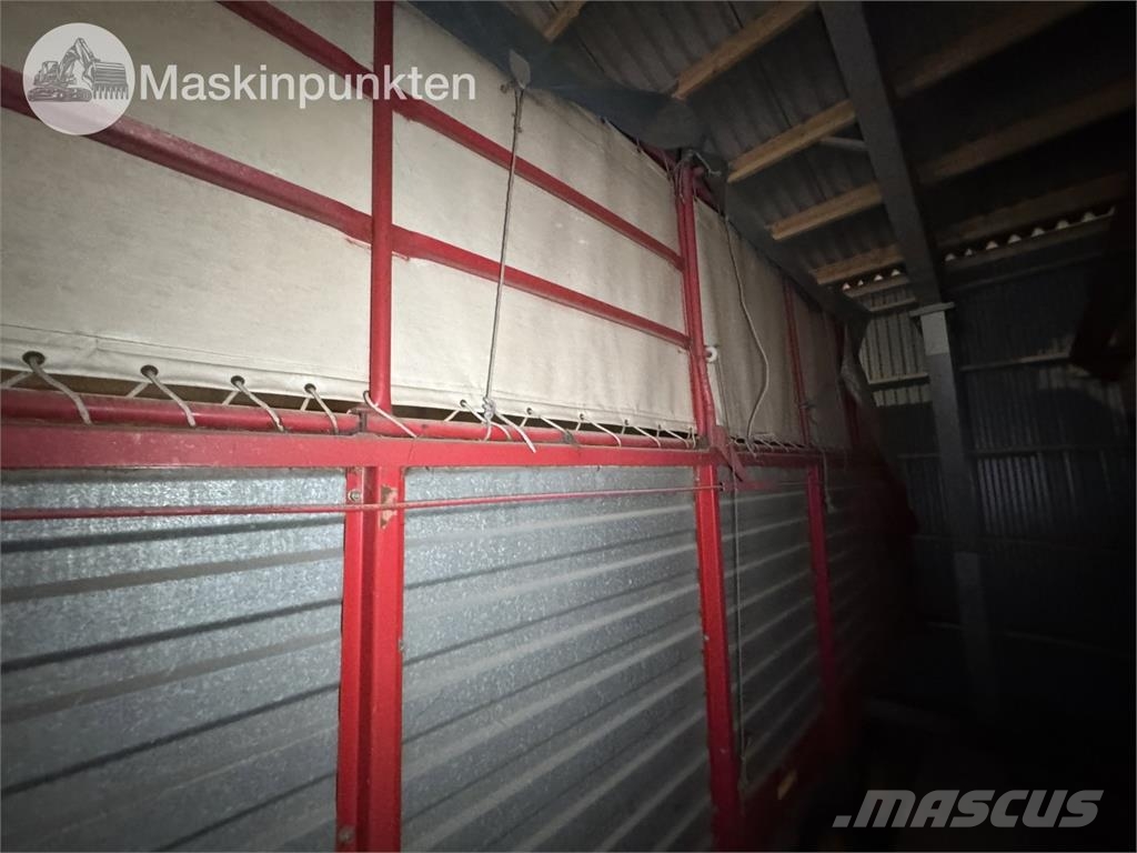 Taarup 1030 Forage wagons