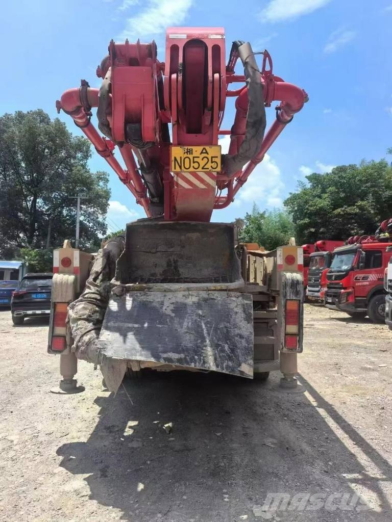 Sany SY5230THBF Pacēlāji, vinčas un materiālu lifti