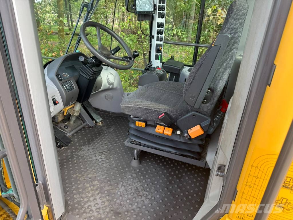 Volvo L90F Pale gommate