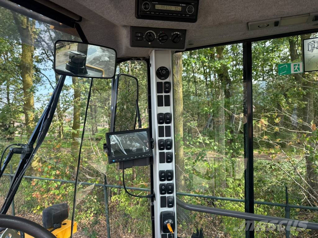 Volvo L90F Pale gommate