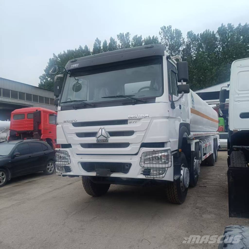 Sinotruk Howo  371 Fuel Tanker（8*4）  32m³ Transport – ostalo