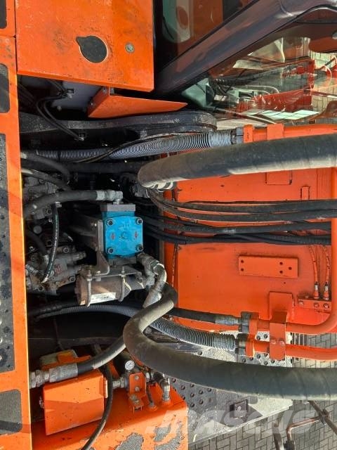 Hitachi ZX 570 LCH-5B Crawler excavators
