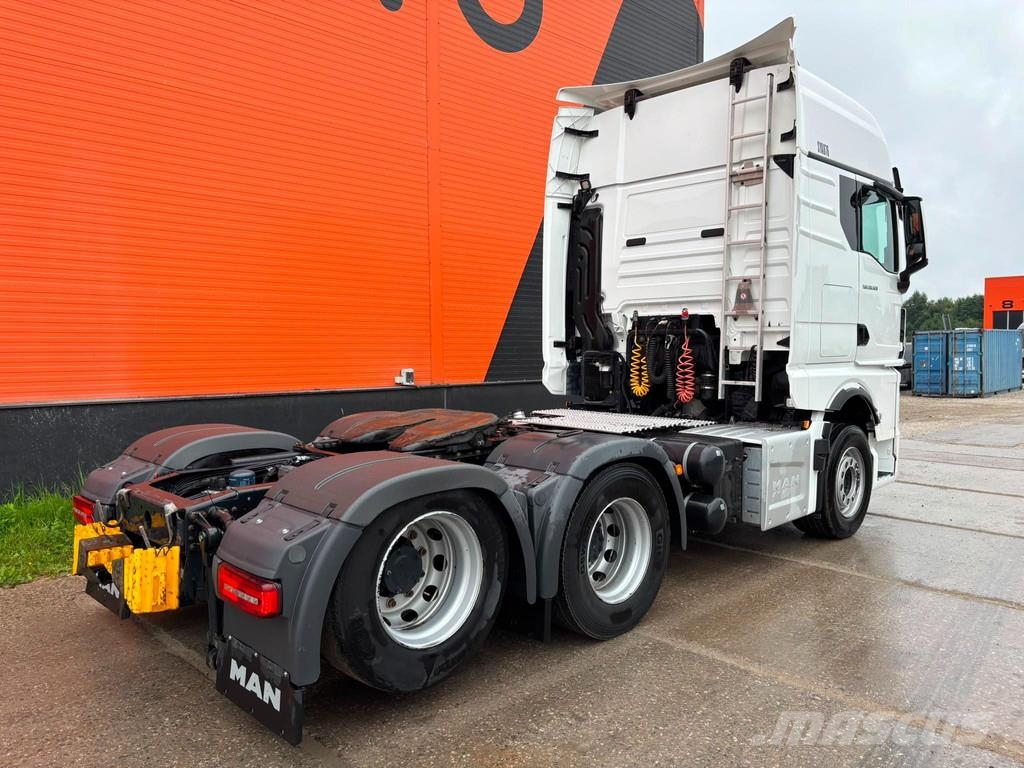 MAN TGX 28.520 6x2 GX CAB / INTARDER / DOUBLE BOGIE Sattelzugmaschinen