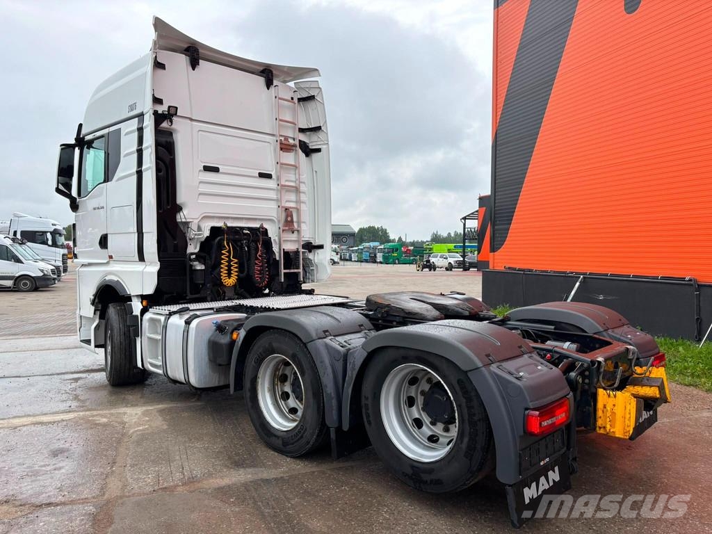 MAN TGX 28.520 6x2 GX CAB / INTARDER / DOUBLE BOGIE Sattelzugmaschinen