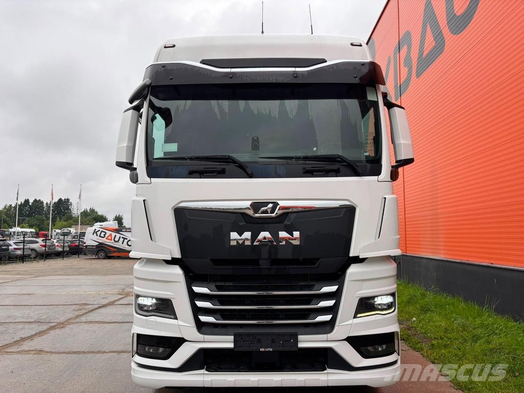 MAN TGX 28.520 6x2 GX CAB / INTARDER / DOUBLE BOGIE Sattelzugmaschinen