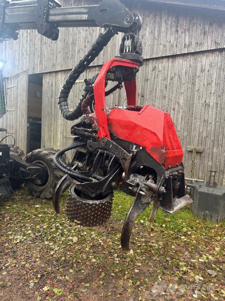 Valmet 911.3 Betakarítók